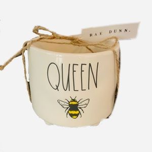Rae Dunn QUEEN BEE 🐝 Mini Footed Planter/ Pot NWT